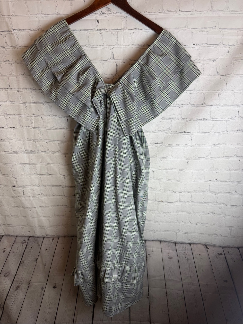 Mecla One-Shoulder Plaid Midi Dress in Green and Gray Medium - Picture 13 of 13